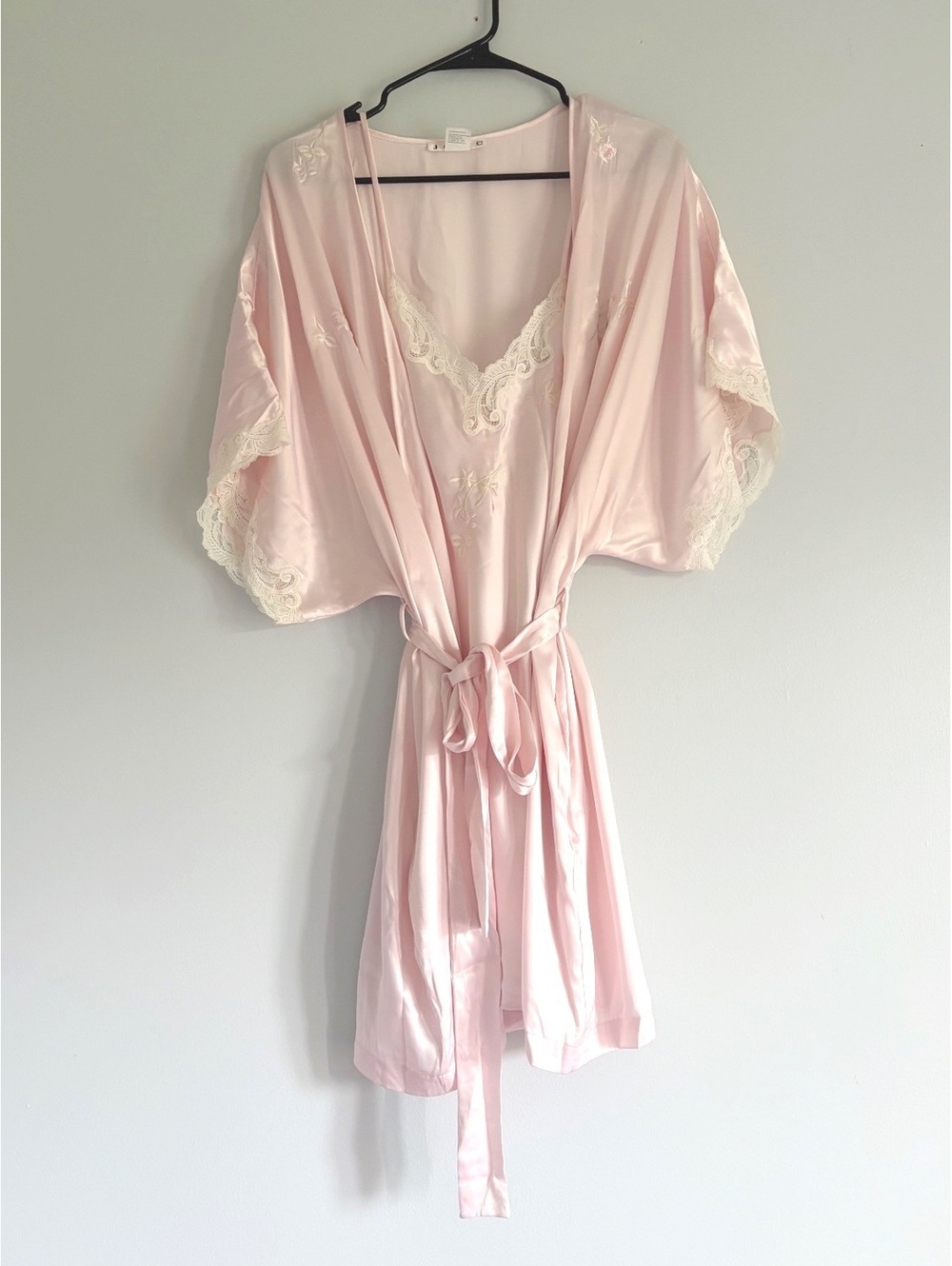 Josie Night Gown Size Medium & Dressing Robe Size Large